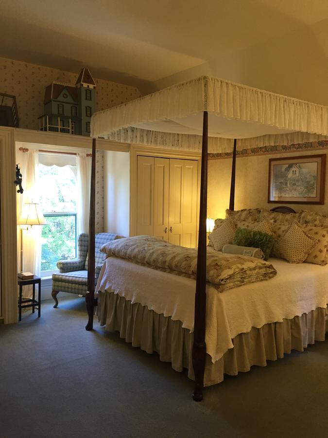 The Gables Wine Country Inn Санта-Роза Екстер'єр фото