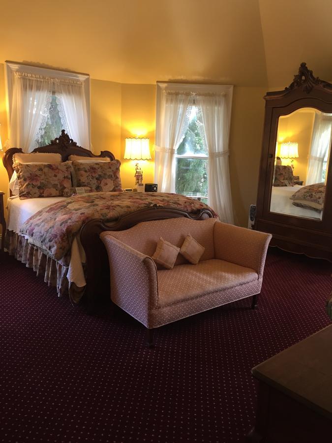 The Gables Wine Country Inn Санта-Роза Екстер'єр фото